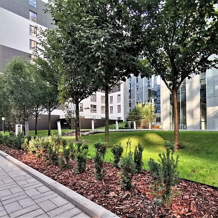 Come&Stay Apartments Wola Warsaw Luaran gambar
