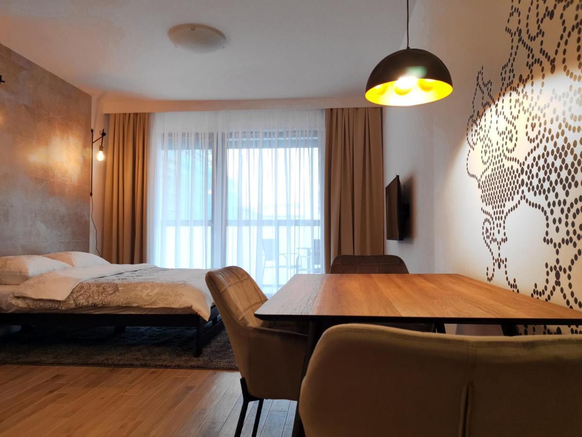 Come&Stay Apartments Wola Warsaw Luaran gambar